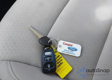 2018 Hyundai Elantra Sel z USA, uszkodzony, nr VIN 5NPD84LF7JH240586